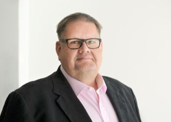 Teollisuusliiton varapuheenjohtaja Turja Lehtonen.