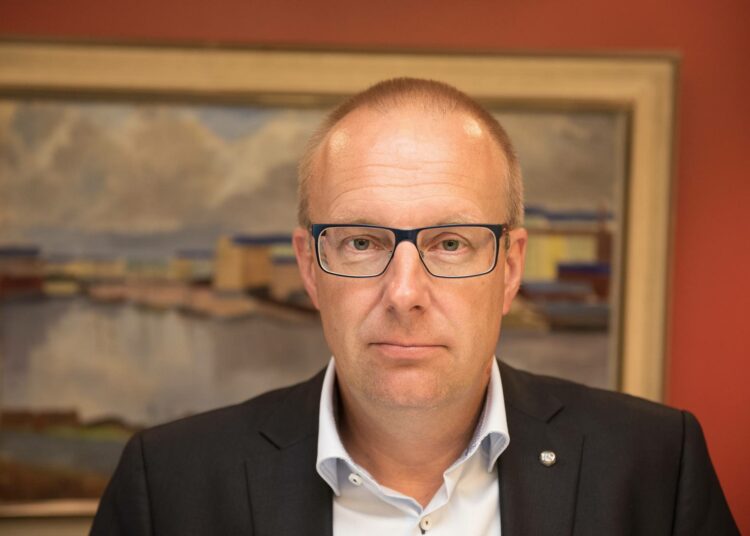SAK:n puheenjohtaja Jarkko Eloranta kritisoi Elinkeinoelämän keskusliiton eduskuntavaalitavoitteita.
