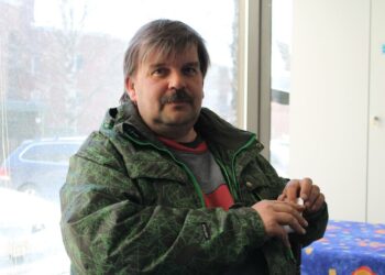 Petteri Tahvanainen on tyytyväinen Joensuun valtuustoryhmän monipuoliseen asiantuntemukseen.