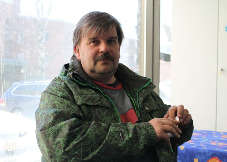Petteri Tahvanainen on tyytyväinen Joensuun valtuustoryhmän monipuoliseen asiantuntemukseen.