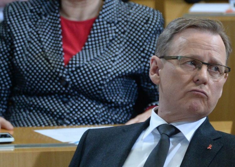 Viime viikon perjantaina tehtäväänsä valittu Bodo Ramelow on ensimmäinen vasemmistopuolue Linkeä edustavat osavaltiopääministeri Saksassa.