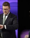 SDP:n puheenjohtaja Antti Lindtman (vasemmalla) ja kokoomuksen puheenjohtaja, pääministeri Petteri Orpo.