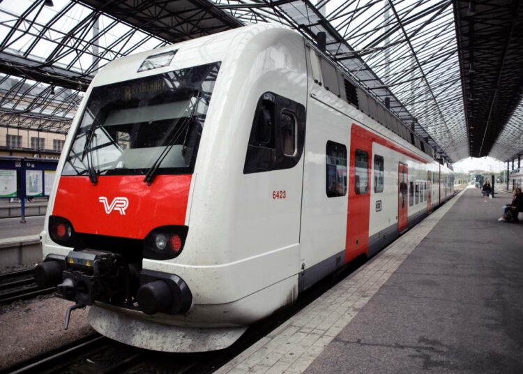Raideliikenne on vähäpäästöistä.