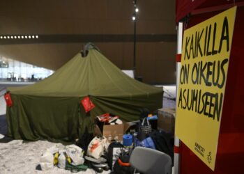 Suomessa on yli 3¿800 asunnotonta. Asunnottomuus kääntyi 12 vuoden laskun jälkeen nousuun tämän hallituksen aikana.