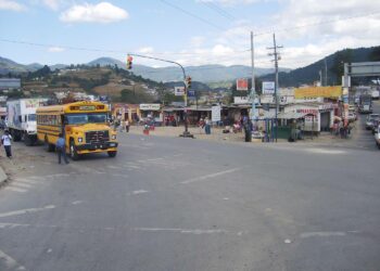 Guatemalan väestöstä neljäsosa joutuu tulemaan toimeen alle 1,5 eurolla päivässä. Kuva Quetzaltenangon seudulta.
