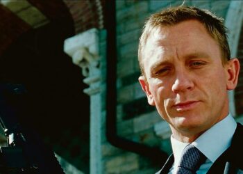 Daniel Graig on edeltäjiään totisempi ja toiminnallisempi James Bond.