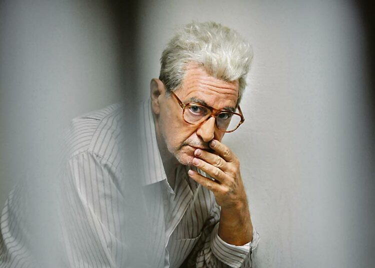 Jack Kevorkian – Tohtori Kuolema on tosipohjainen draama lääkäristä, joka uskoi potilaan oikeuteen kuolla arvokkaasti. Kuvassa tohtori Jack Kevorkian (Al Pacino).