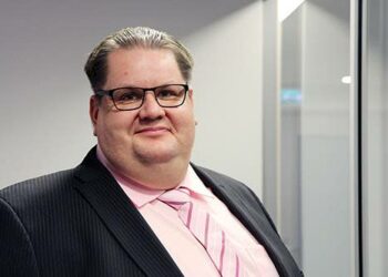 Teollisuusliiton 1. varapuheenjohtaja ja Teollisuuden vaikuttajien ryhmänvetäjä Turja Lehtonen.