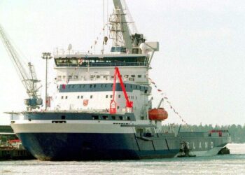 Monitoimimurtaja Fennica.