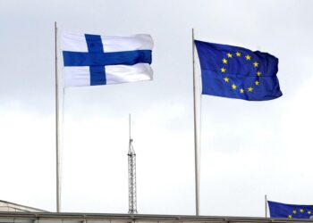 Suomi on harvoja maita, joissa valtio tarjoaa kansalaisille EU-tietoa eri puolilla maata.