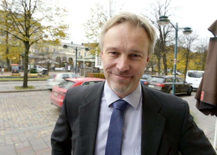 Suomen pääneuvottelija Harri Laurikka.
