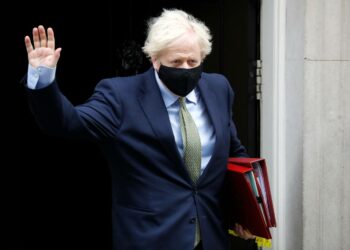 Britannian pääministerin Boris Johnsonin suosio on sulanut huonosti hoidettuun koronakriisiin.