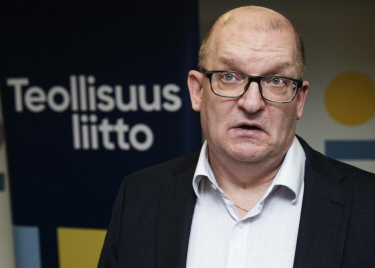 Nyt on palkansaajien vuoro, Riku Aalto linjaa.