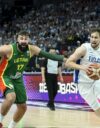 Mikael Jantunen oli Suomen pistekärki illan ottelussa yhdessä Lauri Markkasen kanssa. Kuvassa Jantusta puolustaa Liettuan Jonas Valanciunas.