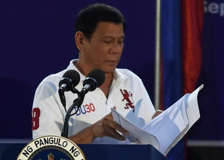 Filippiinien presidentti Rodrigo Duterte on tullut tunnetuksi kovaotteisena johtajana.