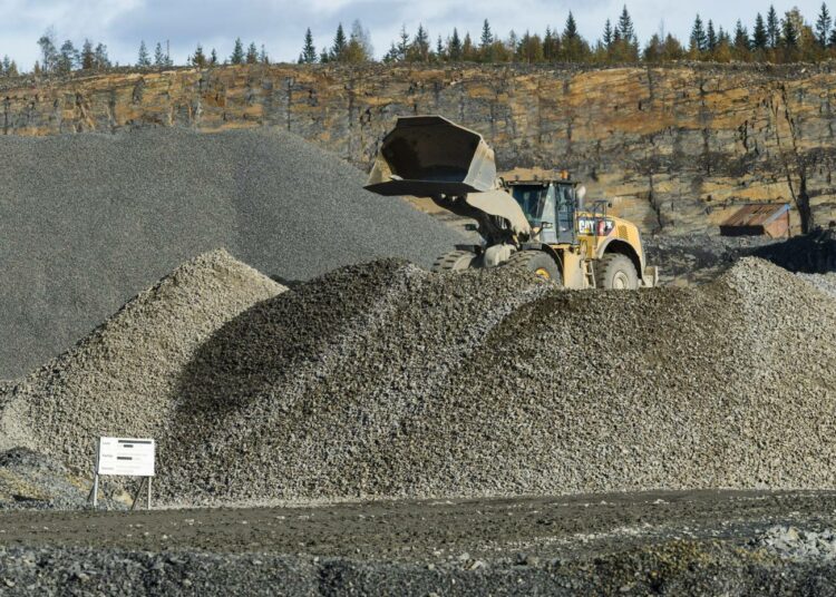 Suomeen tulee kaivosvero. Kuva Kuusilammen avolouhoksesta Terrafame Oy:n monimetallikaivoksella Sotkamossa.