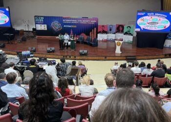 Kansainvälisen kansalaisjärjestöviikon istunto Nuorisoliikkeet ja demokraattiset tulevaisuudet Etelä-Aasiassa järjestettiin Bangkokin Thammasatin yliopistossa.