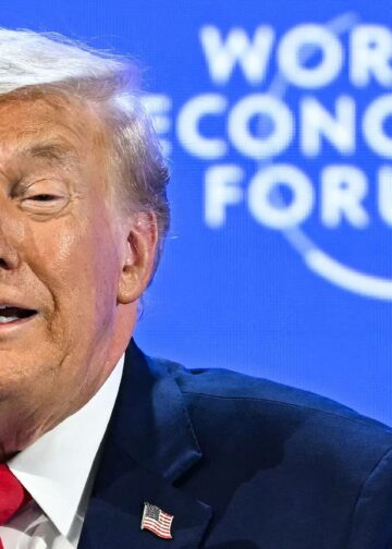 Donald Trump piti puheen Maailman talousfoorumissa keskiviikkona.