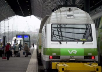 Joensuusta junalla pääsee ensi vuoden maaliskuusta alkaen vain Helsinkiin kulkevalla reitillä. Yhteysliikenne länteen ja pohjoiseen loppuu.