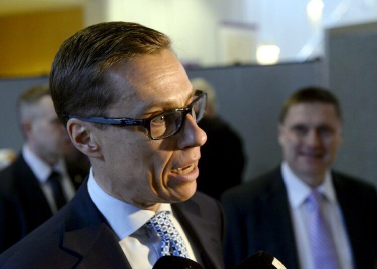 Valtiovarainministeri Alexander Stubb tyrmäsi keskustan ajaman maakuntaveron.