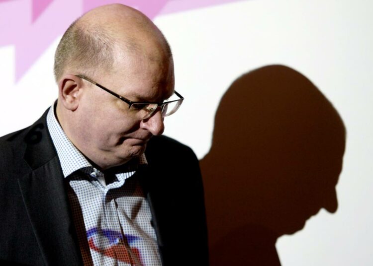 Metalliliiton puheenjohtaja Riku Aalto liiton tiedotustilaisuudessa keskiviikkona.