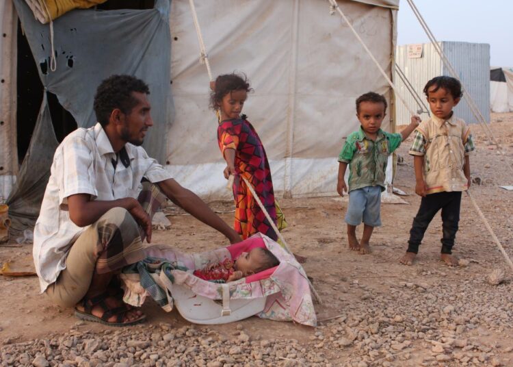 Jemenin pakolaisten elämä on kovaa pakolaisleirissä Djiboutin Obockissa, jossa päivälämpötila nousee 40 asteeseen.