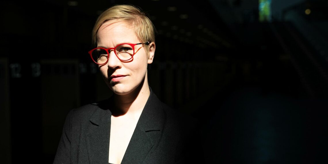 Hanna Sarkkinen.