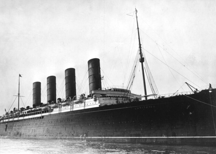 Vuonna 1907 valmistunut Lusitania oli jonkun aikaa maailman suurin matkustajalaiva.