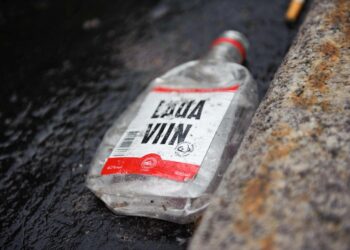 Viinarallin pyörittäjät pitäisi saada mukaan myös alkoholihaittojen korvaamiseen, vaatii PAMin Kaarlo Julkunen.