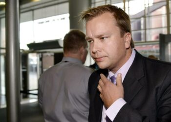 Kansanedustaja Antti Kaikkonen Helsingin käräjäoikeudessa 11. syyskuuta 2012.
