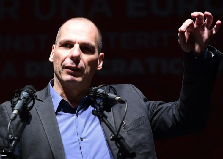 Jos nykyinen linja ei muutu, EU tulee hajoamaan joka tapauksessa, sanoi Gianis Varoufakis Madridin Plan B -kokouksessa.