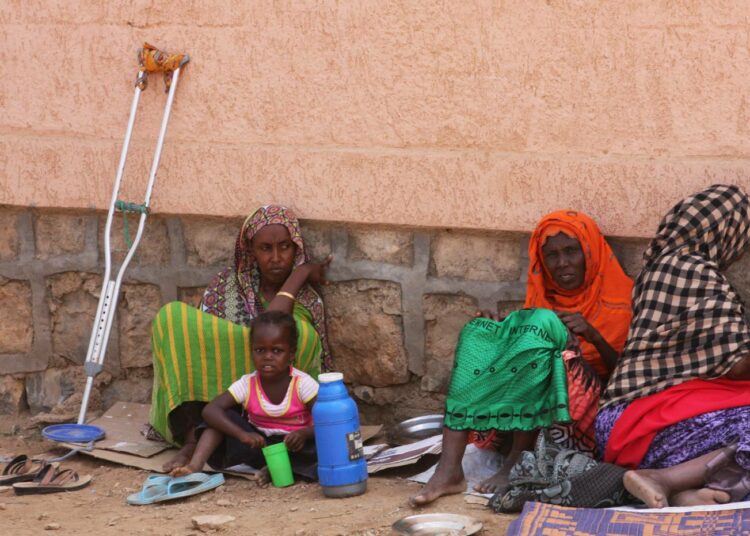 Kotoaan pakenemaan joutuneita somaleja leirissä, joka sijaitsee itäisessä Etiopiassa, Dire Dawan kaupungin laidalla.