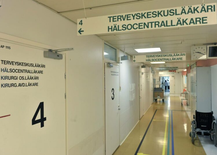 Menojen karsimiseksi virkamiehet haluaisivat listata kaikki julkisen sektorin menot ja käydä ne arvioiden läpi.