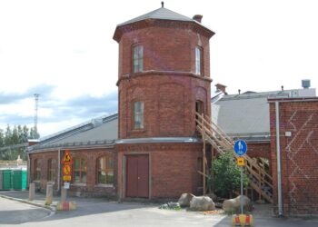 Osin yli 100-vuotias Jyväskylän veturitalli täyttyy syksystä alkaen nuoriso- ja kuvataidetoiminnoista.