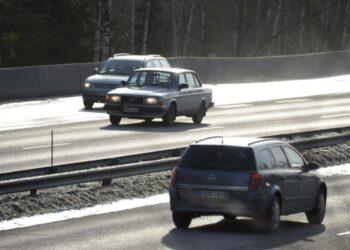 SAK:n hallituksen varapuheenjohtaja Matti Huutolan mukaan toimivat liikenneyhteydet ovat yritysten toiseksi tärkein sijoittumisperuste.