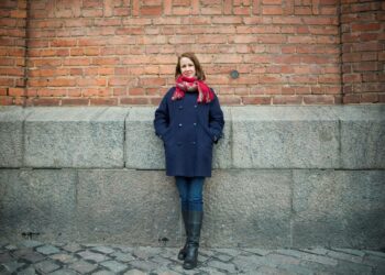Vasemmiston tilaa ja tulevaisuutta pohdiskellaan lauantaina klo 17.45 alkavassa tilaisuussa JHL:n auditoriossa. Mukana ovat mm. päätoimittaja Arja Alho, nuorisotutkija, kaupunginvaltuutettu Veronika Honkasalo (kuvassa) ja Helsingin Vasemmistonuorten puheenjohtaja Henrik Nyholm.