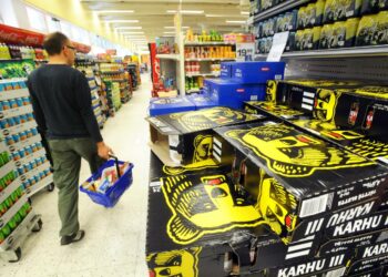 A-oluen vahvuisten juomien myyntipisteet lisääntyvät siirron jälkeen Alkon nykyisistä 350 myymälästä 5 300 ostopaikkaan eli 15-kertaiseksi.