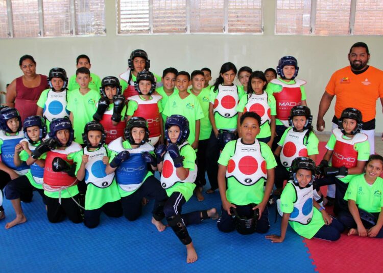 Taekwondo ja monet muut urheilulajit ovat nousseet köyhien alueiden lasten ja nuorten suosioon Hondurasin pääkaupungissa.