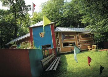 Tyttöjen Linnassa on järjestetty kesän aikana tapahtumia, kirpputoreja ja työpajoja. Kahvila on avoinna tiistaisin, torstaisin ja  perjantaisin 6. syyskuuta saakka.