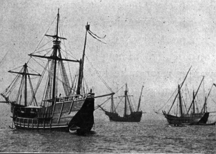 Kolumbuksen alukset Pinta, Santa Maria ja Niña.