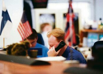 Merita-Nordbankenin valuuttadiilerit tekivät kauppaa toukokuussa 1998. Tuolloin raportoitiin pankin alkuvuoden voittojen kaksinkertaistuneen vuotta aiemmasta.