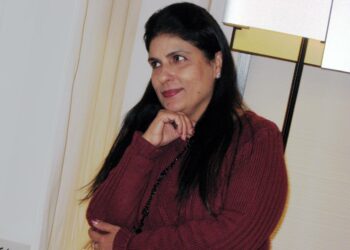 Shefali Aroran mukaan Diwali on intialaisen vuodenvaihteen pääfestivaali. Diwalin viettoaika kuitenkin vaihtelee.