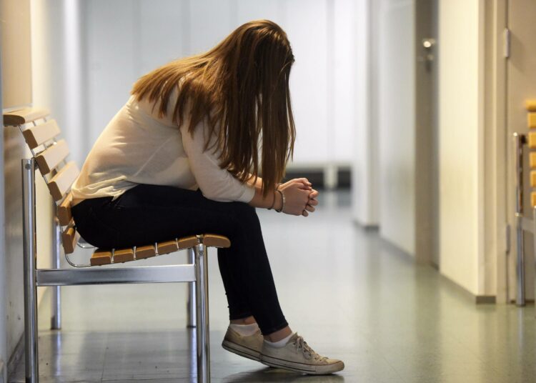 Jatkuva tehostaminen näkyy siinä, että opiskelijat eivät jaksa opinnoissaan, sanoo SYL:n hallituksen jäsen Jenni Suutari.