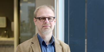THL:n tutkimusprofessori Sakari Karvonen