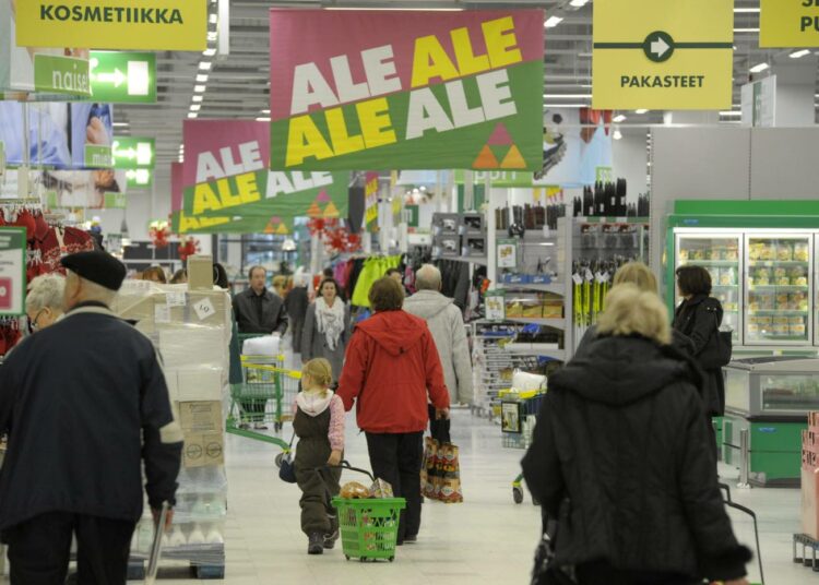 Juhlapyhät kuten loppiaisen aukiolo vaativat poikkeusluvan, joka myönnetään vain erityisestä syystä.