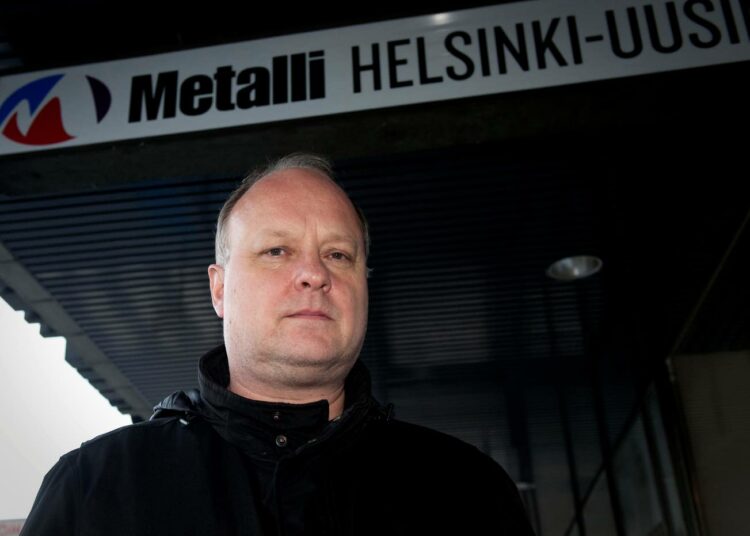ABB:n irtisanoma Terho Laitila kävi tiistaina Metalliliitossa valtuuttamassa liiton ajamaan hänen asiaansa.