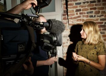 Kehitysyhteistyöministeri Lenita Toivakka toimittajatapaamisessa maanantaina.