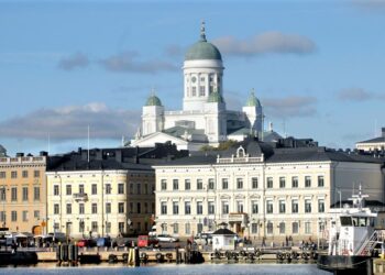 Vasemmistoliiton valtuustoryhmä esittää, että Helsinki ryhtyisi hoitamaan asiakasmaksujensa perinnän itse.