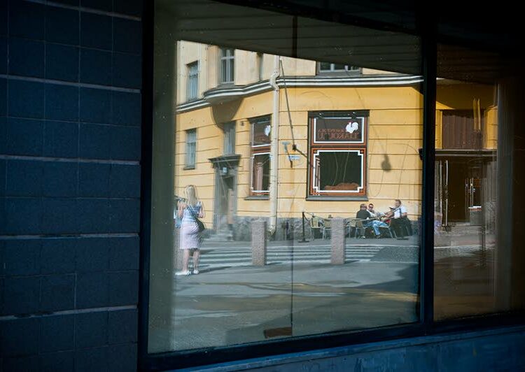 "Jannen" mieliala alkoi laskea ja nurkkakuppilan porukka houkuttaa liian tiuhaan muutaman eläkevuoden jälkeen.