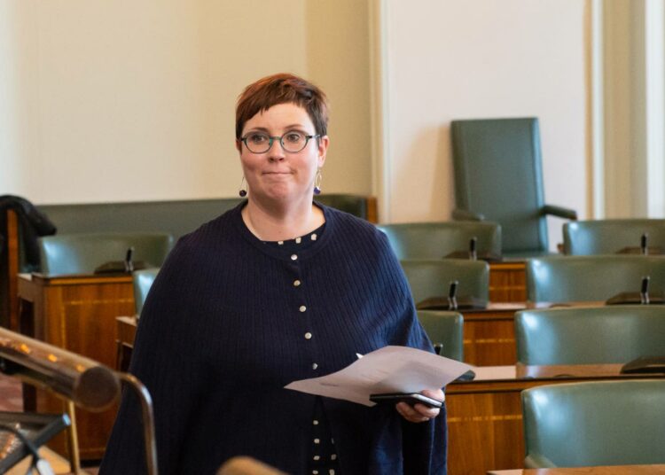 Merja Kyllönen muistuttaa siitä, että taksonomia-asetukseen olisi pitänyt puuttua jo vuosia sitten.